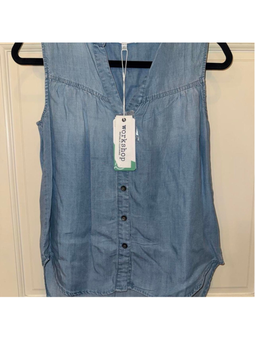 Workshop Republic blue denim button up top Size XS #denim